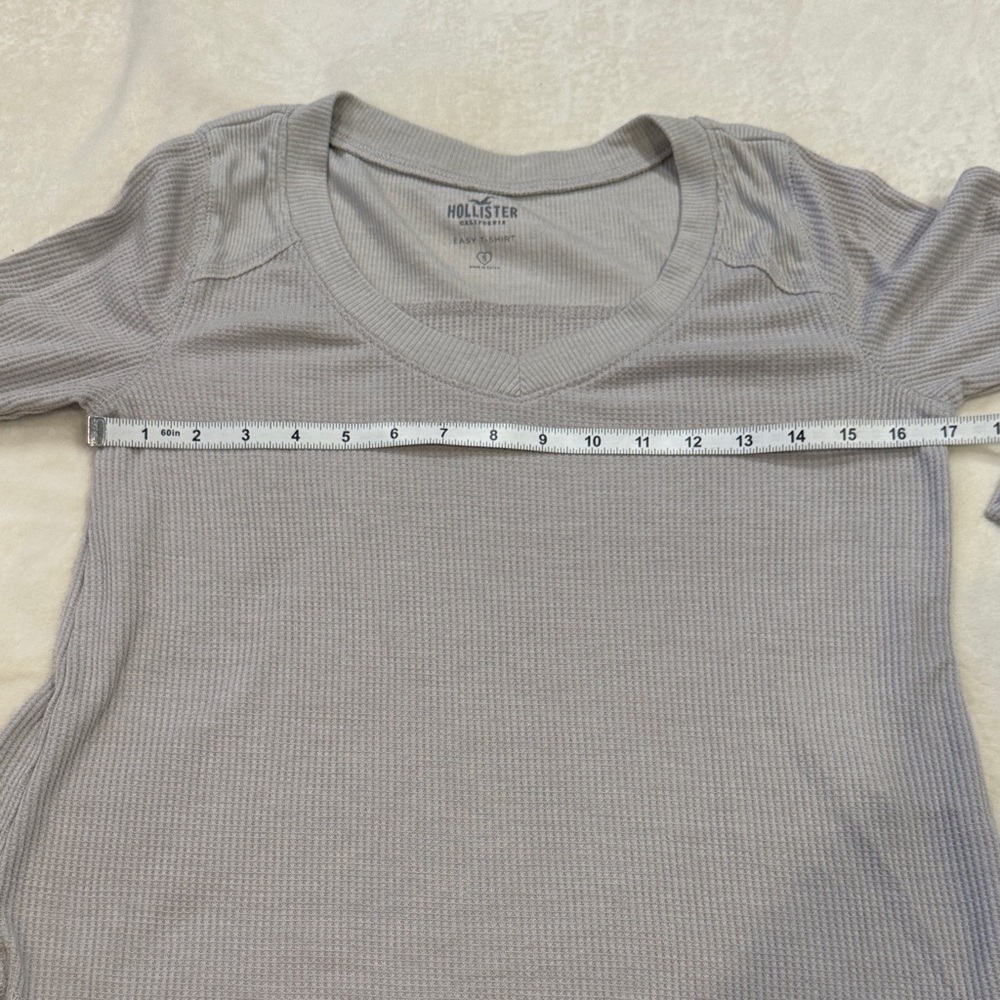 Hollister Women's Light Gray Long Sleeve Easy T-Shirt Size Small - Picture 5 of 6